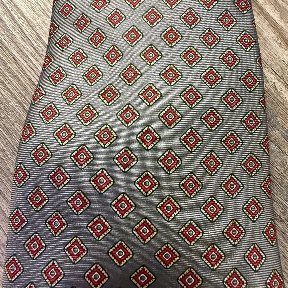 Christian Dior‎ Vintage Made In USA Italian Woven All Slik Geometric Pattern Tie